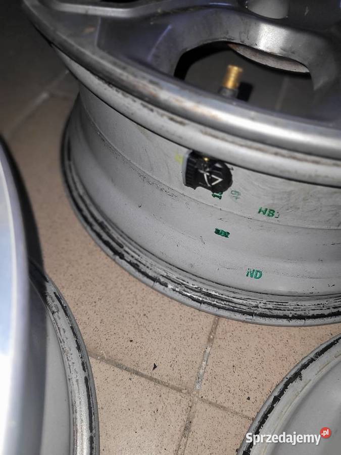 mam na sprzedaż komplet felg aluminiowych 17 Średnica 17" Lubin sprzedam