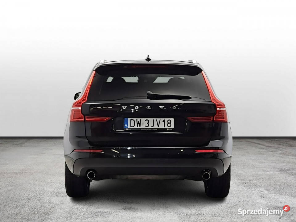 Volvo XC 60 AWD PlugIn Hybrid Momentum Pro Z lakier metallic Volvo Warszawa