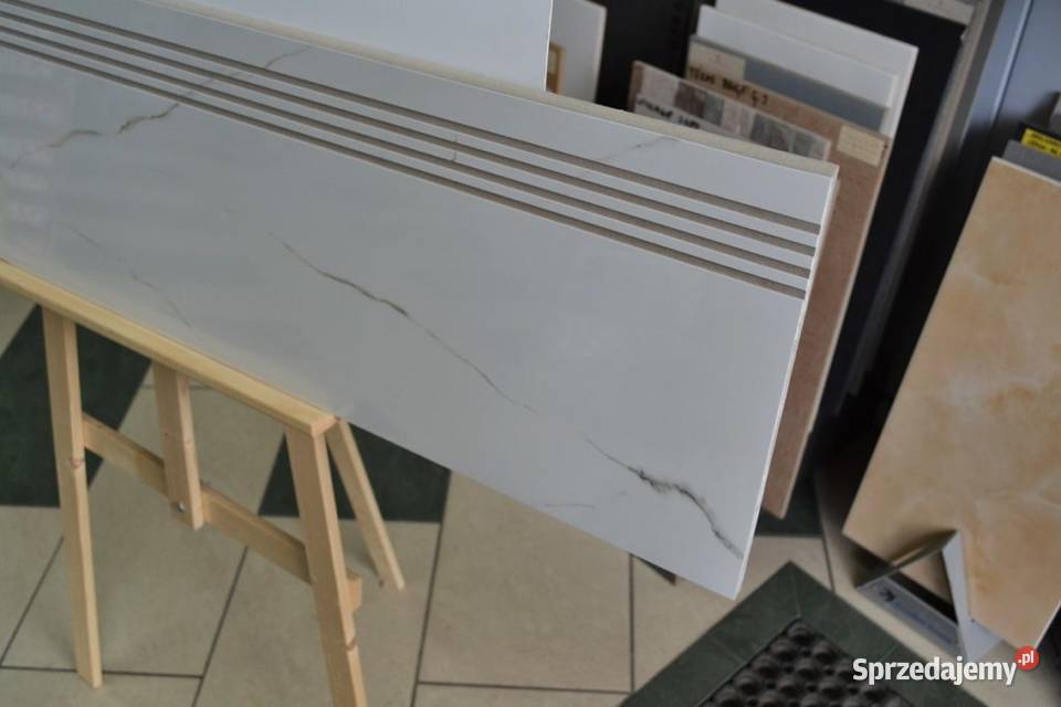 Stopnica schody gres 30x120 typ pietrasanta małopolskie Zakopane