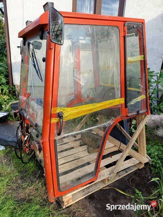 Kabina traktorek kubota seria b b2150 yanmar Halinów