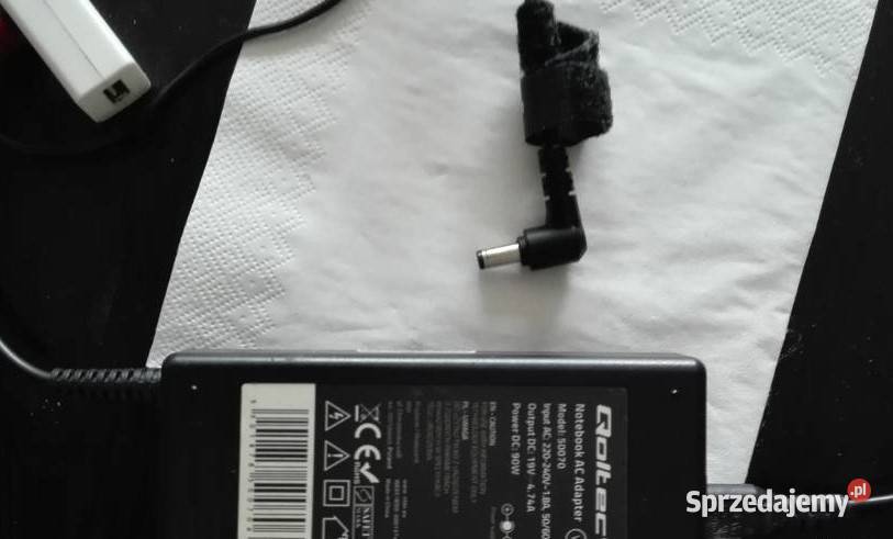 Sprzedam Używany sprawny laptop TOSHIBA sprzedam