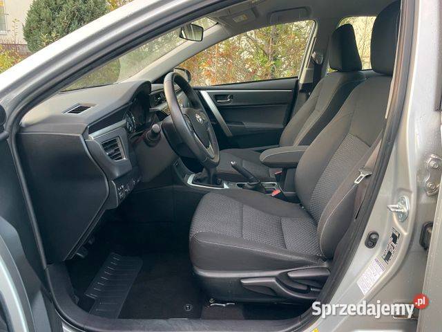 TOYOTA COROLLA 16 Benzyna 132 Rawicz sprzedam