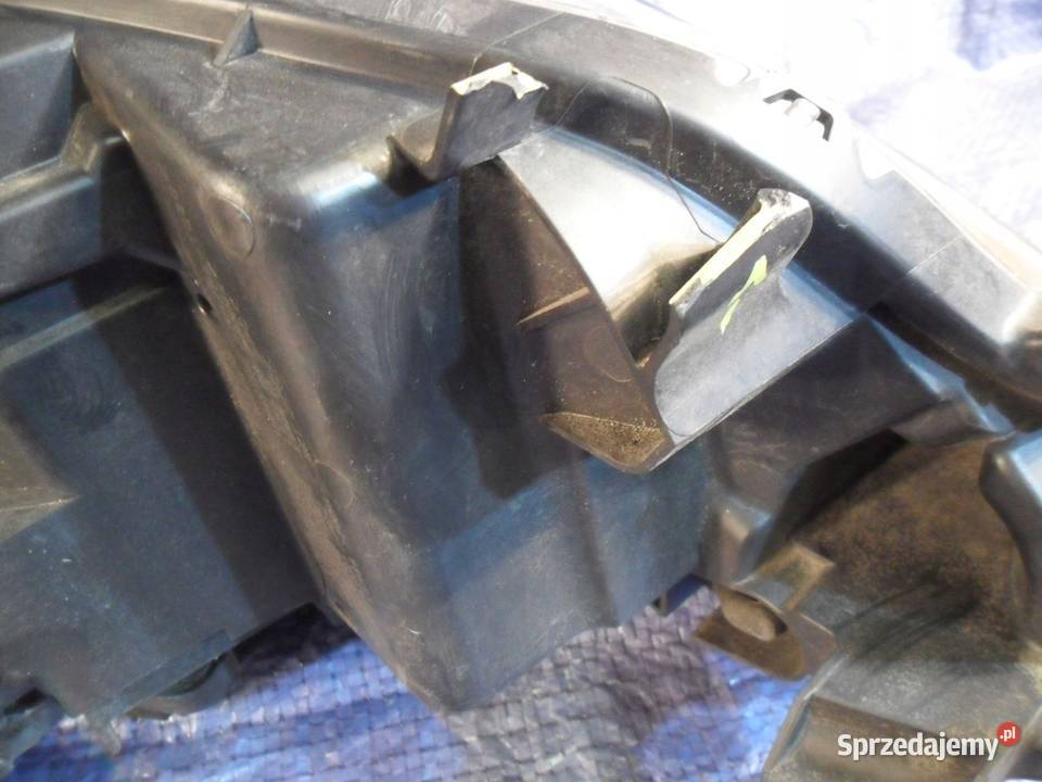 Mitsubishi Eclipse Cross reflektor prawy przedni Lampy przednie Części samochodowe wielkopolskie Nowy Tomyśl