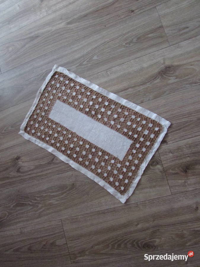 obrus pleciony haftowany biało brązowy biały Kraków sprzedam