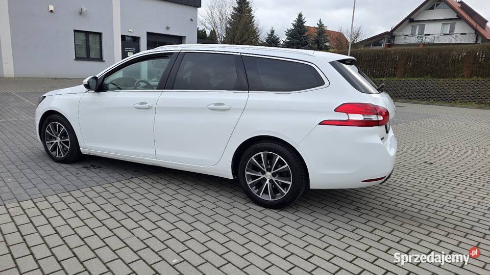 Peugeot 308 2016 silnik 20 diesel automat ładny kupiony w polskim salonie Kętrzyn