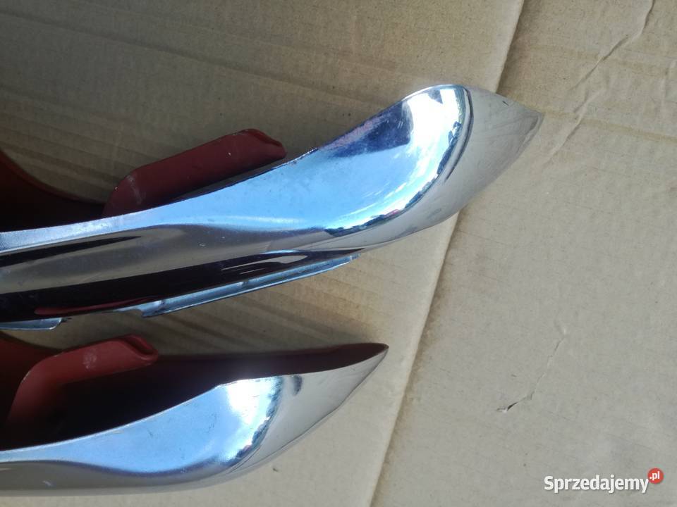 NAROŻNIK PRAWY ZDERZAKA MERCEDES W123 COUPE zderzaki śląskie Cieszyn