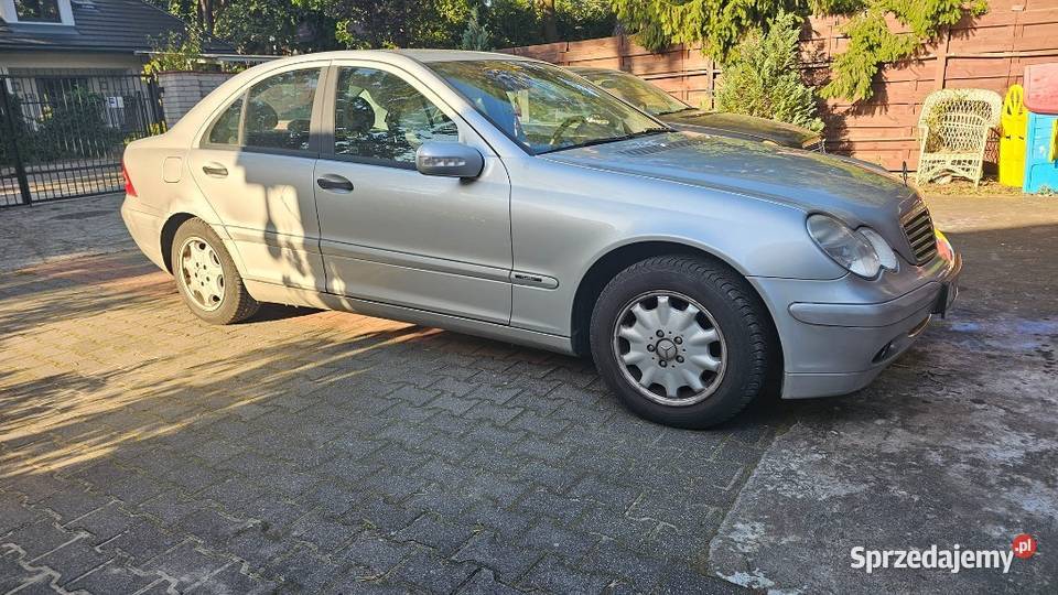 MERCEDES C 200 CDI 122 koni Clasic wielofunkcyjna kierownica Klasa C