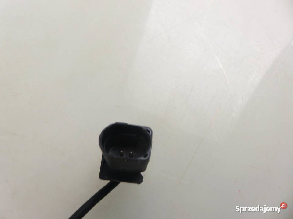 ZAMEK MASKI VW JETTA IV 5C7823509B