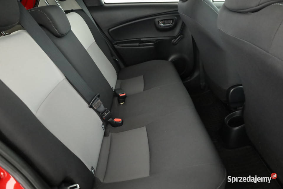 Toyota Yaris 15 Dual VVTi 82KM Piaseczno