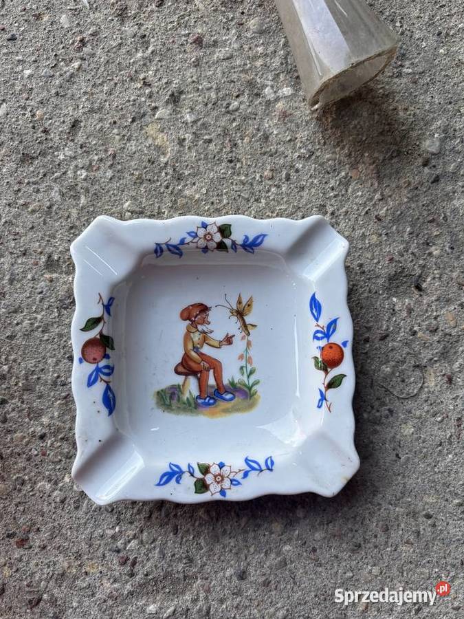 popielniczka Karolina unikat nie typowa ładna Kosianka-Boruty