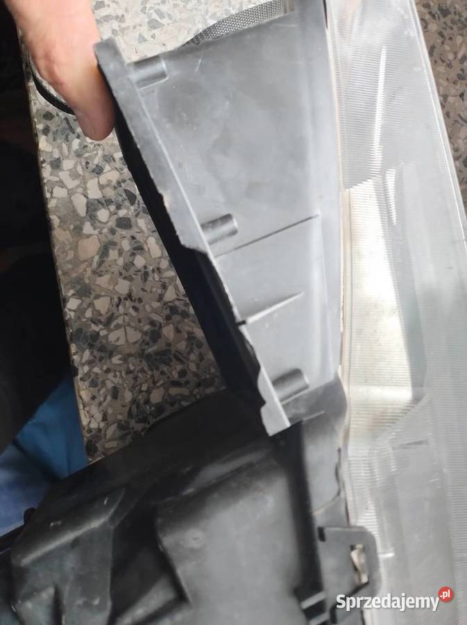 LAMPA PRZEDNIA LEWA NISSAN PRIMERA P11 LIFT Lampy przednie Zahajki-Kolonia