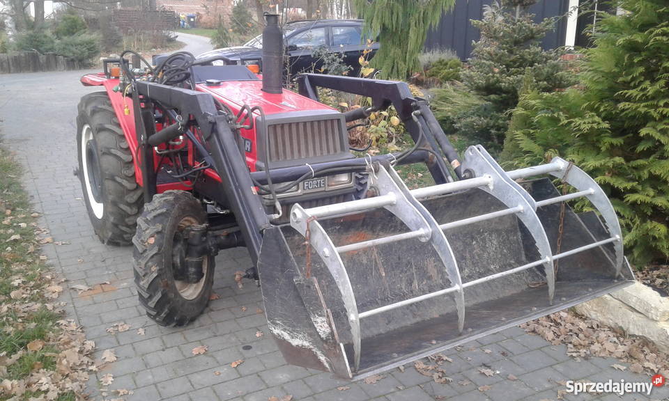 Minitraktor Yanmar 28 nieuszkodzony Woźniki