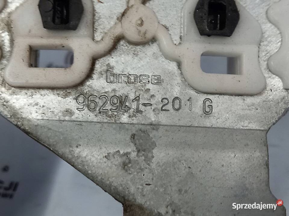 PEUGEOT 3008 mechanizm szyby prawy przód osobowe świętokrzyskie Kielce sprzedam