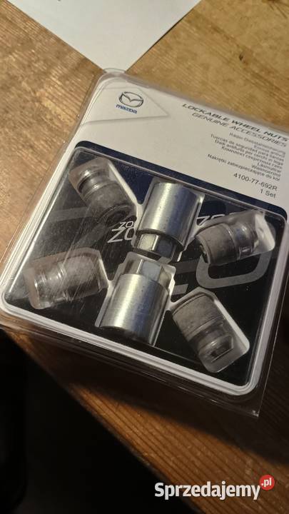 Nakrętki zabezpieczające kola Mazda kpl Oryginał podkarpackie Rzeszów