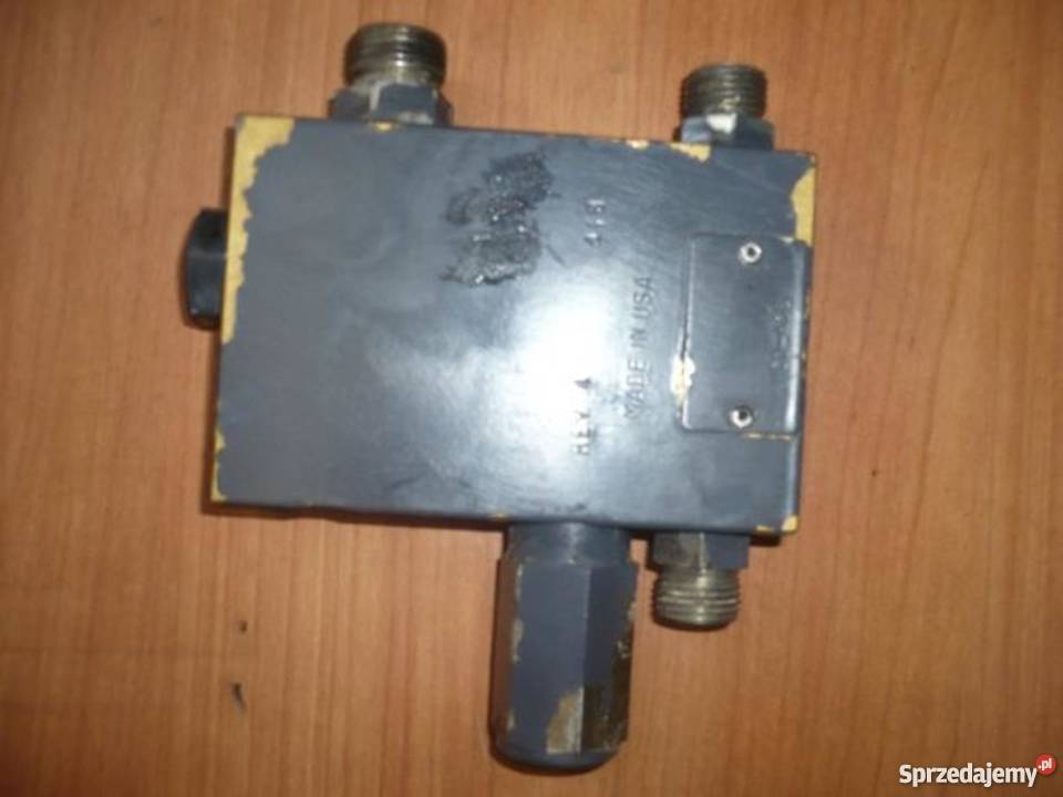 Zawór Hydrauliki Holland 867087708870Ford g170g Siemiatycze