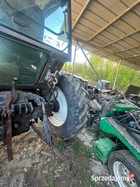 Ciągnik Traktor CLAAS Ares 547 T35 90 4x4 Kabina