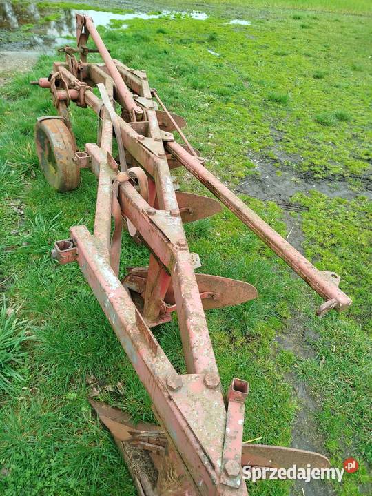 Pług 5 skibowy Unia Grudziądz nieuszkodzony Bełchatów