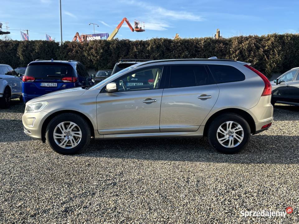 Volvo XC60 4x4 Krajowy GWARANCJA wspomaganie kierownicy Paniówki