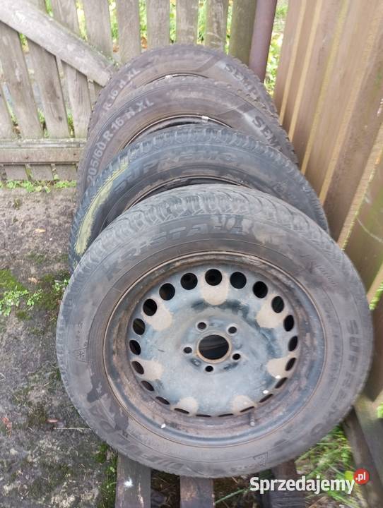 Opony zimowe 2156016 felgi Ford Samochodowe Stargard sprzedam