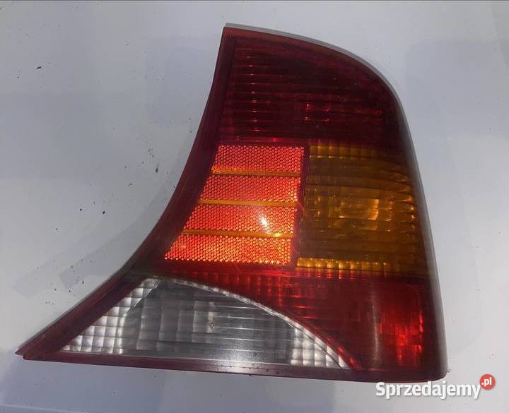 lampa tył tylna prawa ford focus sedan osobowe Lampy tylne Grabów nad Prosną