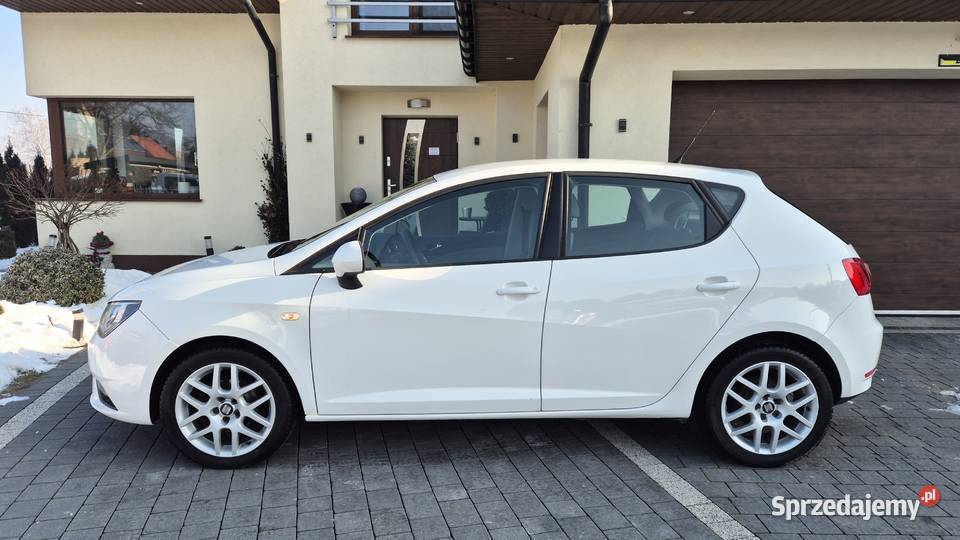 SEAT IBIZA Nowy model Ładna biała LED