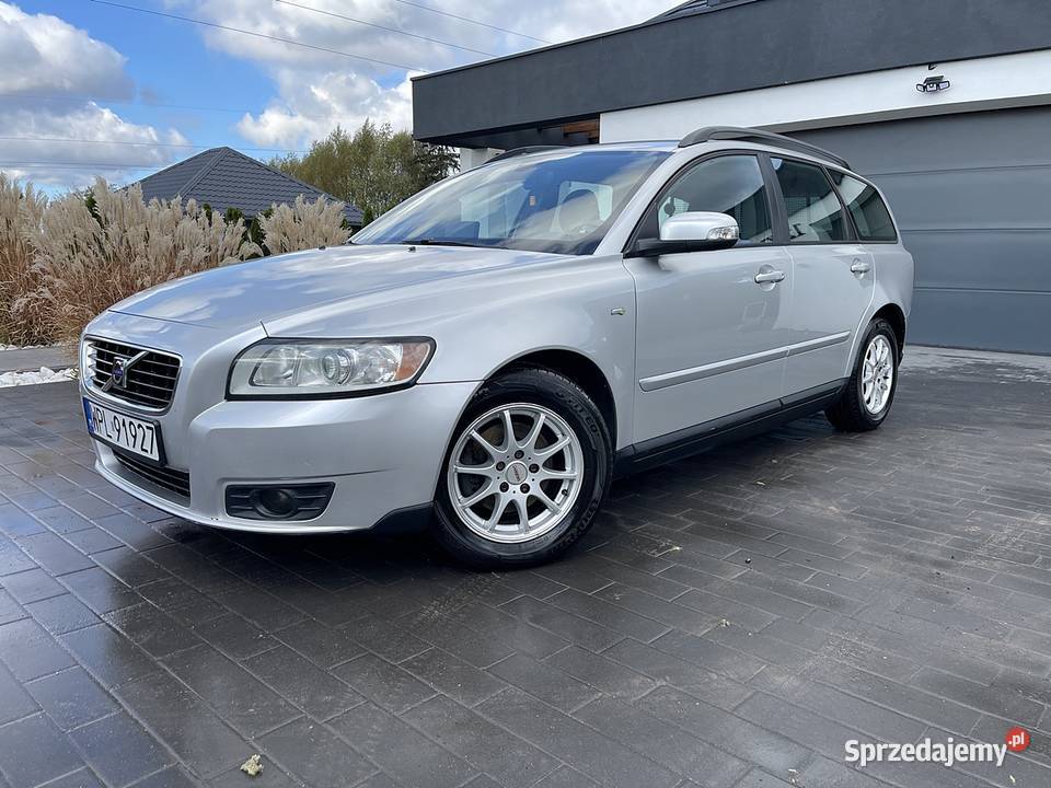 VOLVO V50 LIFT 2009 Volvo navi 192.000 km serwis zarejestrowany