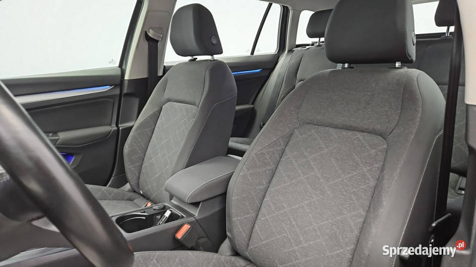 Volkswagen Golf VIII 20 TDI Life Z Polskiego gniazdo USB Warszawa