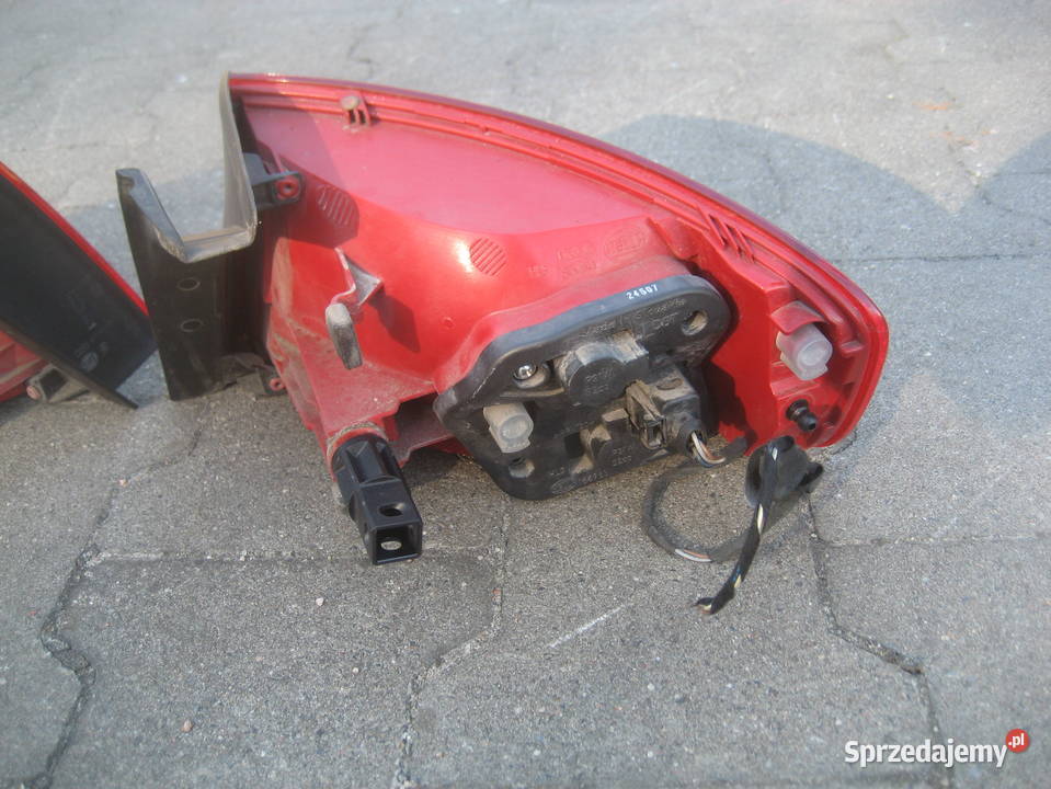 audi a4 b8 sedan 0811r lampa tył prawa lewa Rakoniewice