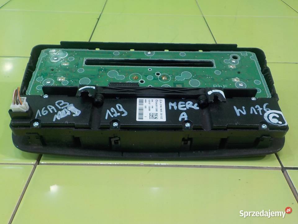 MERCEDES A W176 15 CDI 15r HB 5D panel radia Suków sprzedam