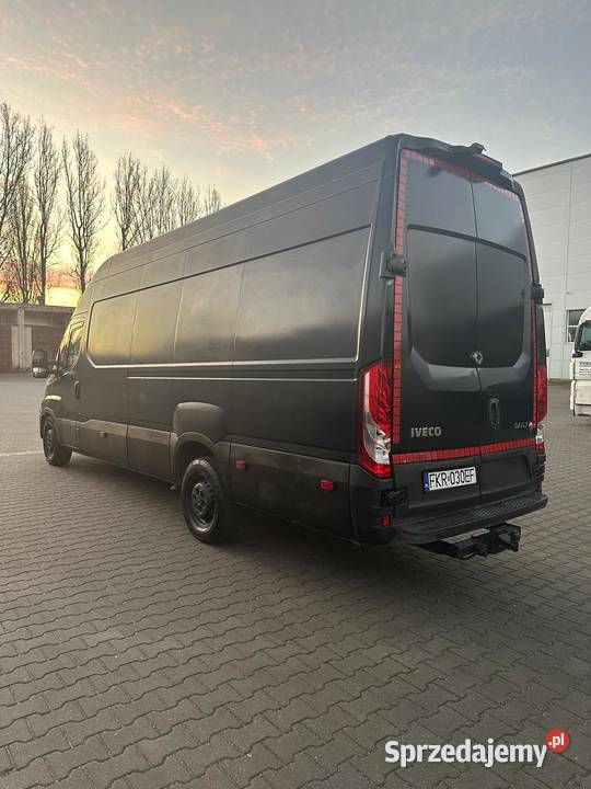 Iveco Daily 35S18 2019r XXL czarny mat skórzana tapicerka Sulechów sprzedam