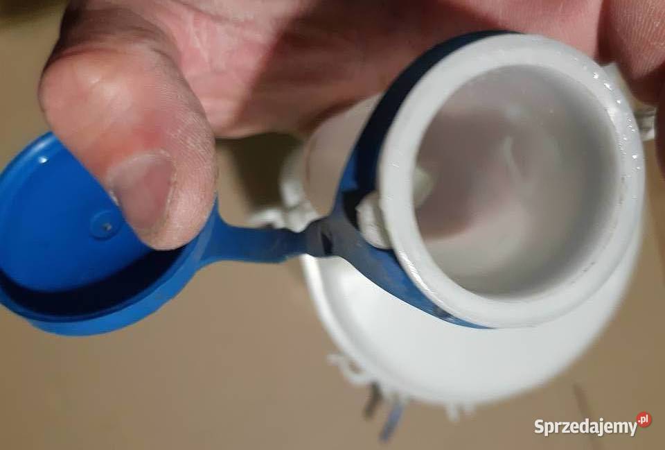 Zbiorniczek spryskiwaczy Toyota Yaris I 2004 Vin