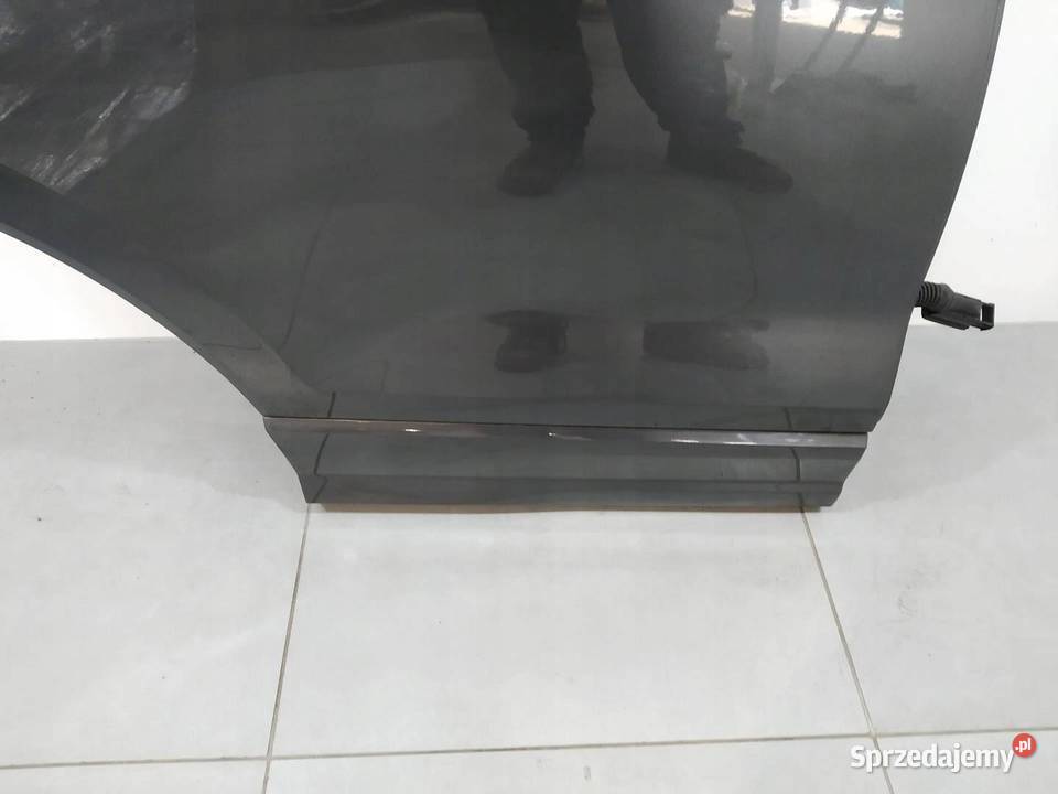 DRZWI PRAWE TYŁ SZARE Audi Q2 I 2016 osobowe