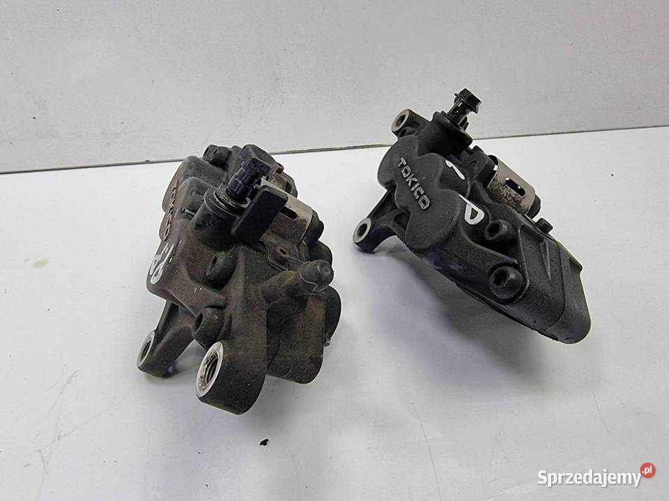 ZACISKI KOMPLET SUZUKI GSX1300R HAYABUSA PRZÓD sprzedam