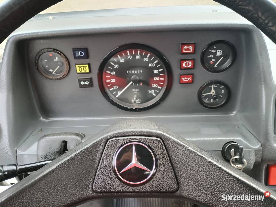 Mercedes t1 kaczka biały Strachocina