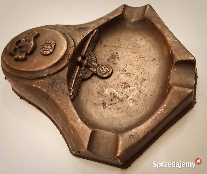 Popielniczka z symbolem III Rzeszy małopolskie