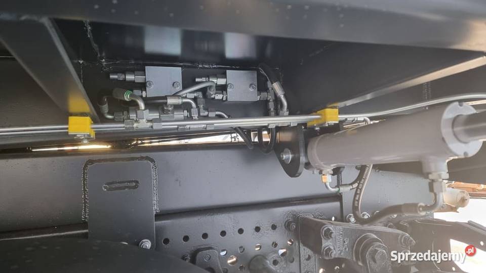 Mercedes Arocs 1824 4x4 Wywrotka Piaskarka Pług sprzedam