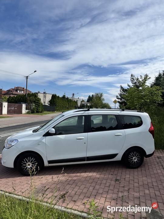 Dacia Lodgy 7 os 16 benzyna LPG Zgierz