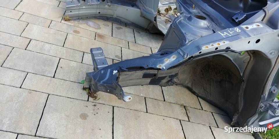 Suzuki Swift mk8 ćwiartka przód Radziechowy