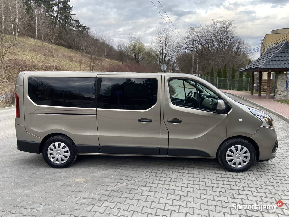 Renault Trafic ENERGY dCi 145 Long 9 osób Polski Rok produkcji 2018