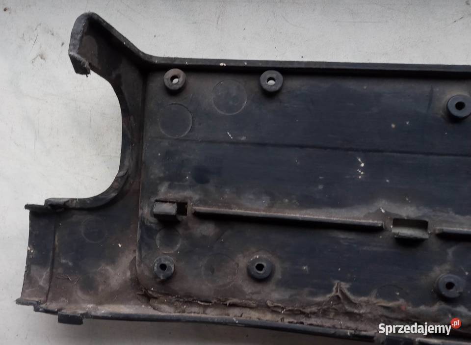 BMW E36 ramka listwa tablicy rejestracyjnej Rybnik