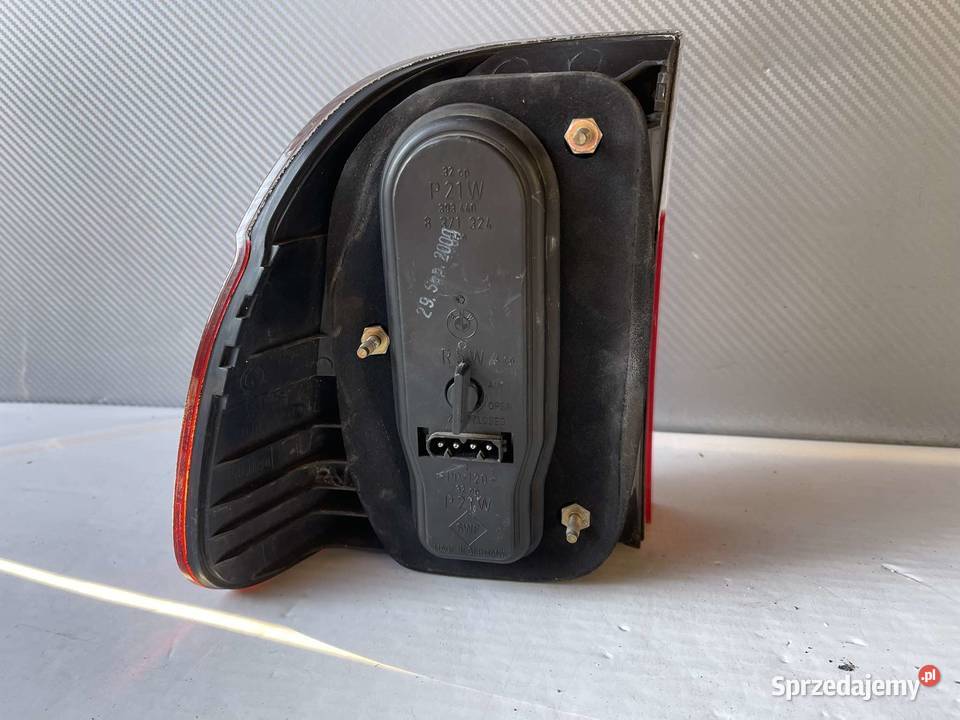 BMW 5 E39 LIFT PRAWA LAMPA TYŁ NOWA Ostroróg