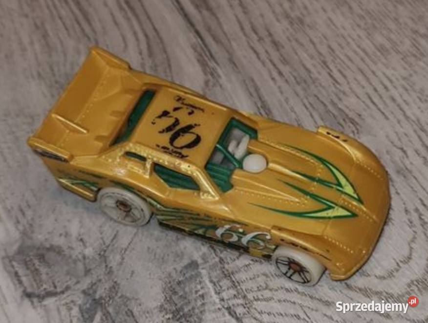 Autko samochód resorak Hot Wheels Maximum Leeway Łódź