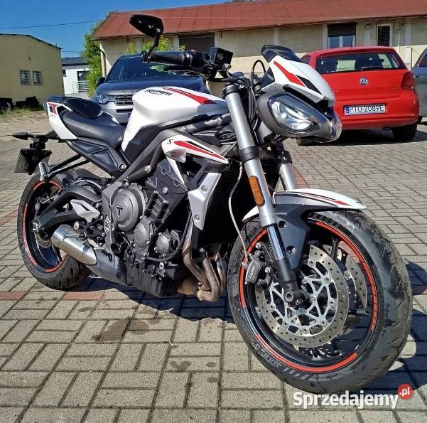 Triumph street triple 660 s A2