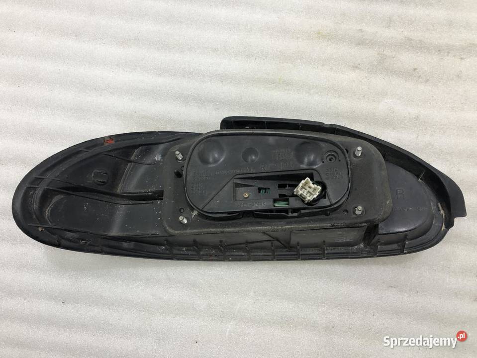 LAMPA PRAWY TYŁ MITSUBISHI COLT IV 0431568 wielkopolskie