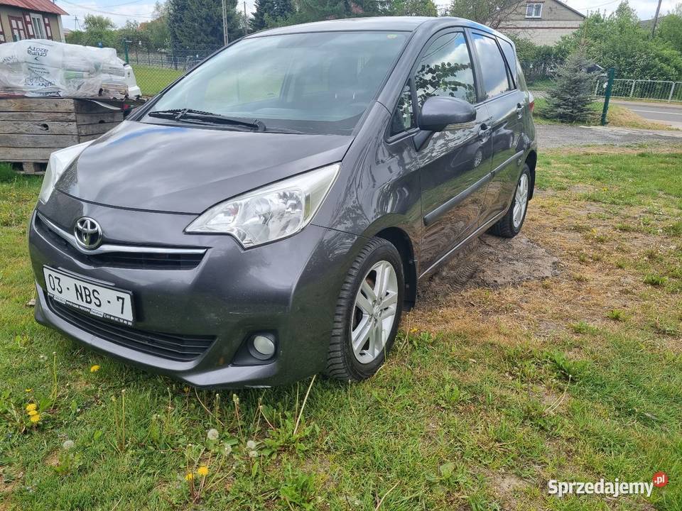 SPRZEDAM TOYOTA VERSO S 4/5 Poniatowa sprzedam