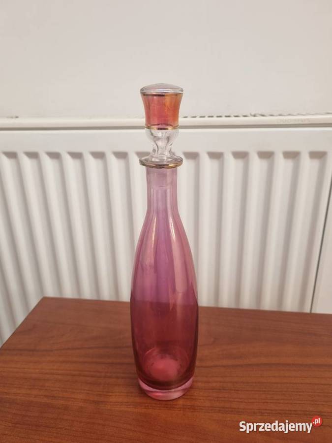 Stara karafka różowe szkło PRL Lublin