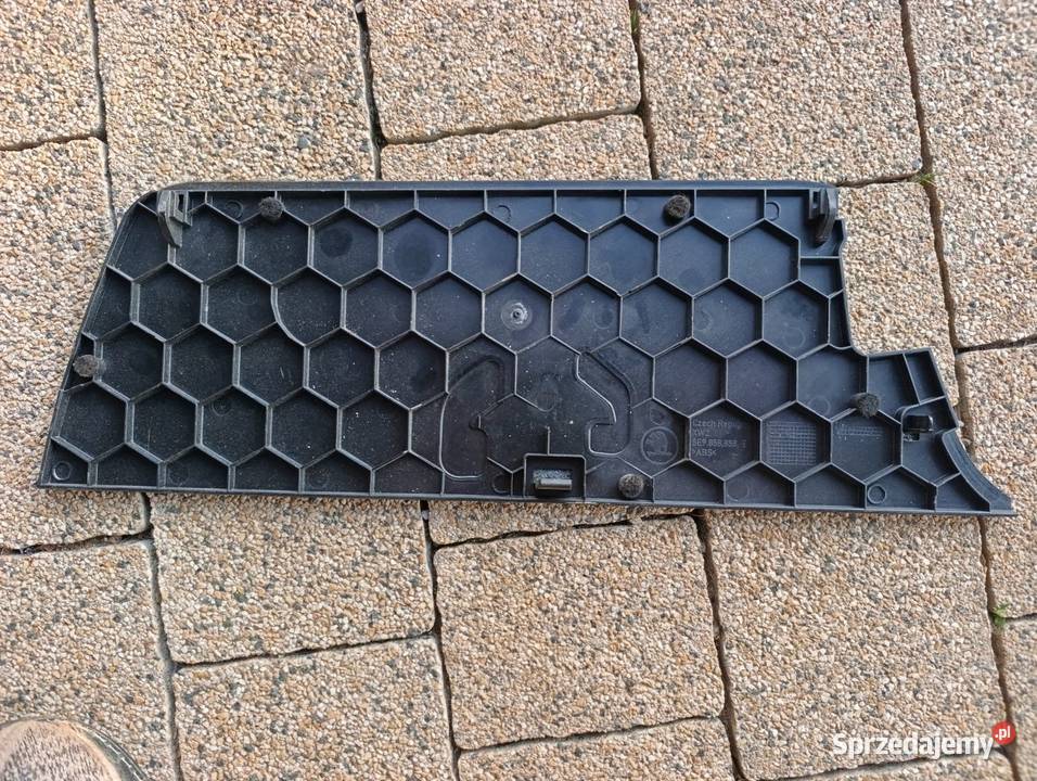 Element podwójnej podłogi bagażnika Skoda dolnośląskie Maniów sprzedam