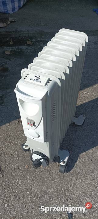 Grzejnik olejowy 8 żeberek firmy HANDSON 2000 W Bytom