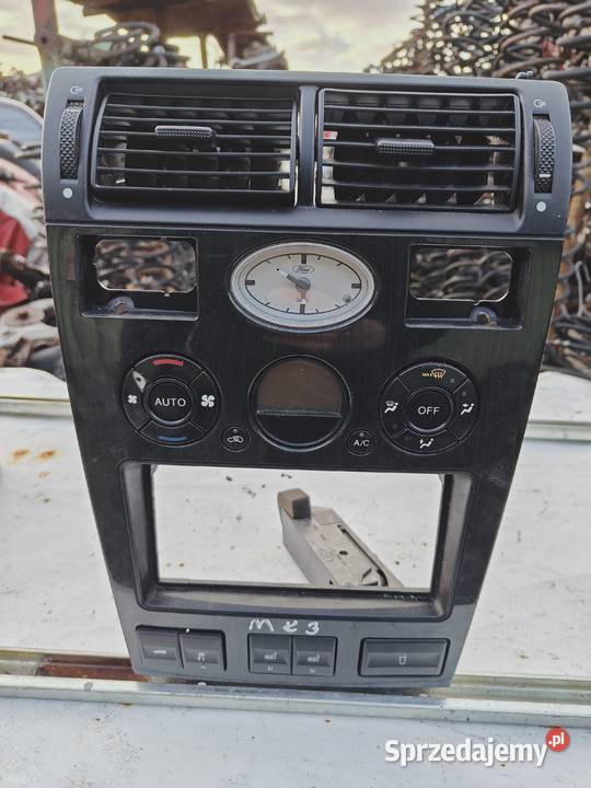 Konsola środkowa ford mondeo MK3 osobowe Łagów