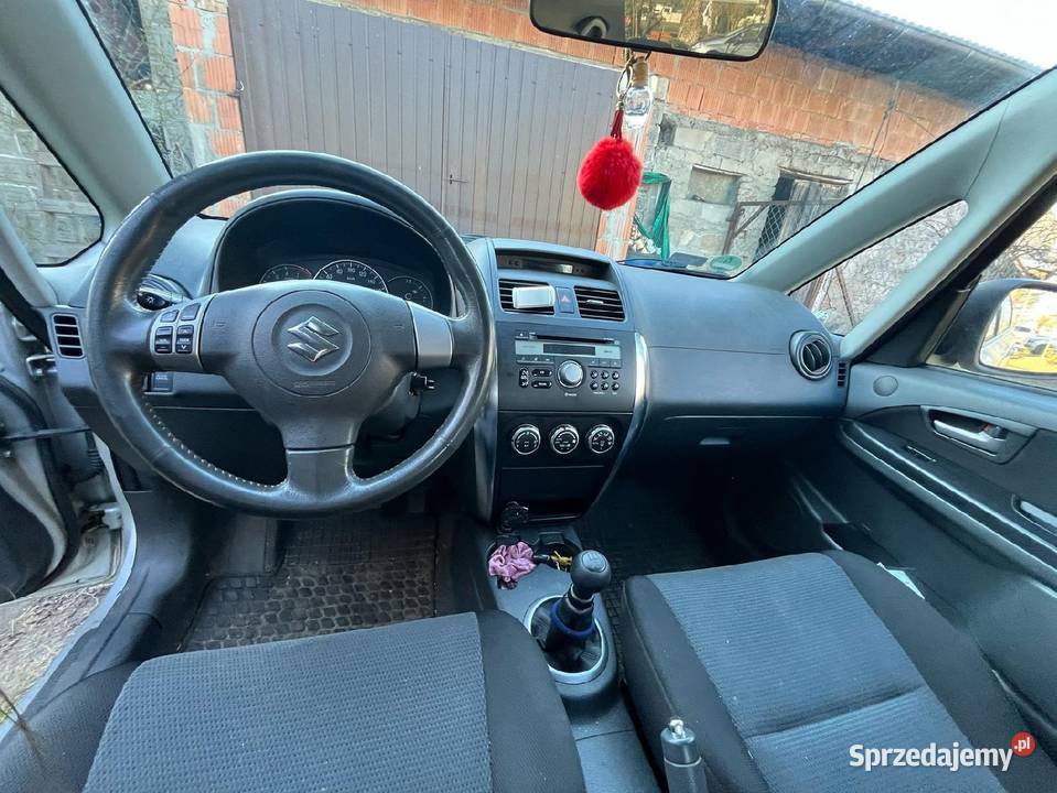 Suzuki sx4 sedan 16 1600cm3 Rusiec
